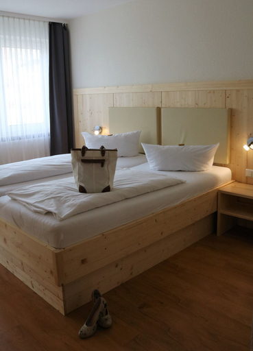 Bedroom 3, Regiohotel Germania Bad Harzburg, Goslar