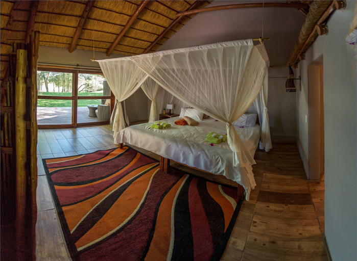 Bedroom 2, Kayova River Lodge, Ndiyona