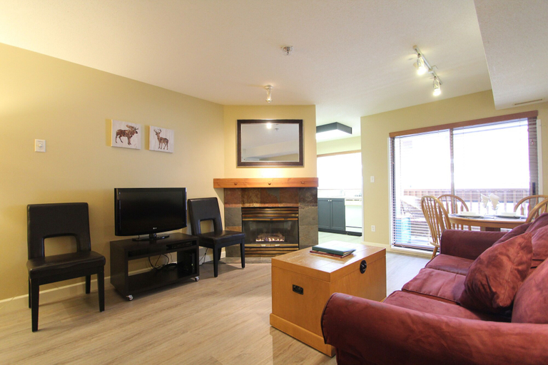 Others 4, Marketplace Lodge by Whistler Retreats, Squamish-Lillooet