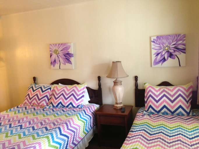 Bedroom 2, Sonoma Lodge, Deschutes