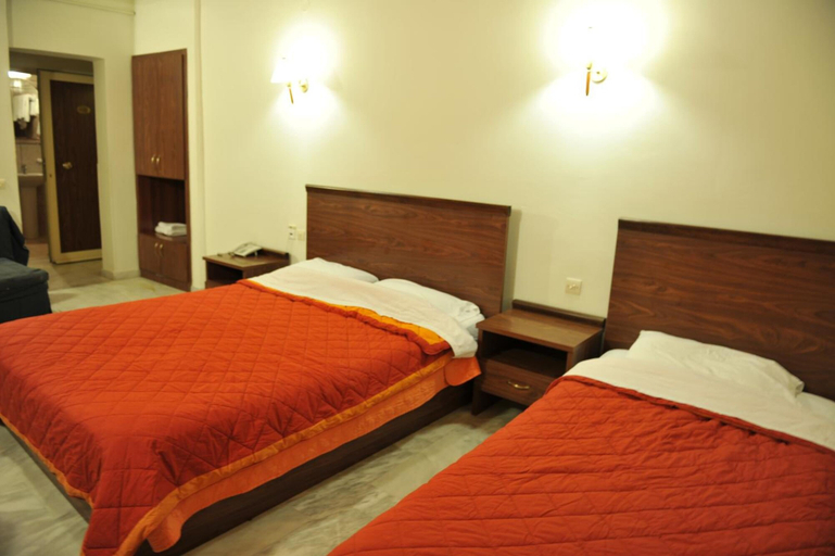 Bedroom 2, Edelweiss Hotel, Thessaly