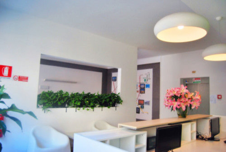 Others 4, Mio Hostel, Milano