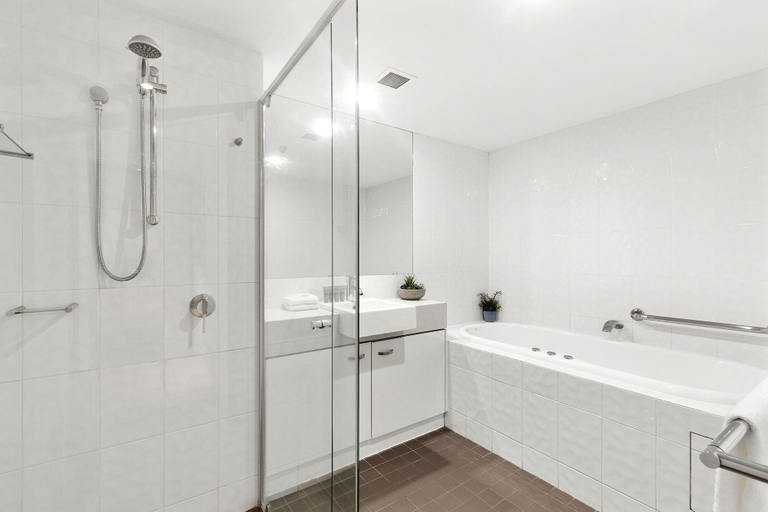 Bathroom 4, 2BR Coolum Beach Rooftop Deck Spa Tennis Pool, Maroochy - Coastal North