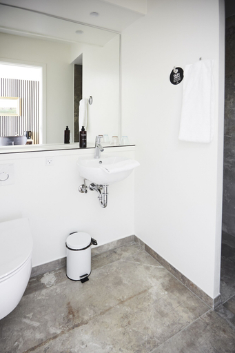 Bathroom 4, Haraldskær Sinatur Hotel & Konference, Vejle