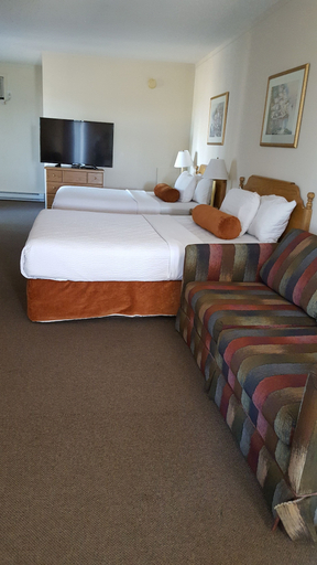 Bedroom 3, Knights Inn Lethbridge, Division No. 2