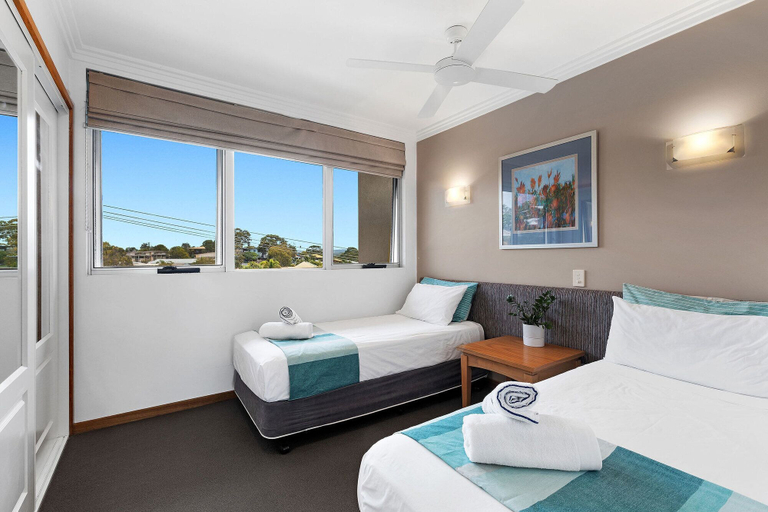 Bedroom 3, 2BR Coolum Beach Rooftop Deck Spa Tennis Pool, Maroochy - Coastal North