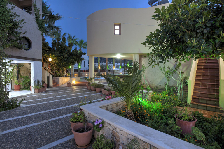 Exterior & Views 2, Latania Apartments, Crete