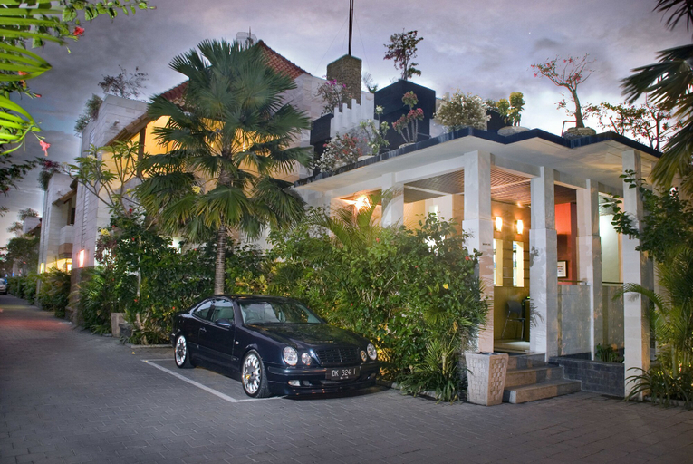 Exterior & Views 2, Taman Ayu Townhouse, Denpasar