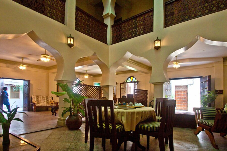 Food & Drinks 5, Asmini Palace Hotel, Mjini