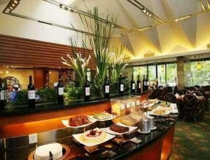 Food & Drinks 5, Ramada Changzhou, Changzhou