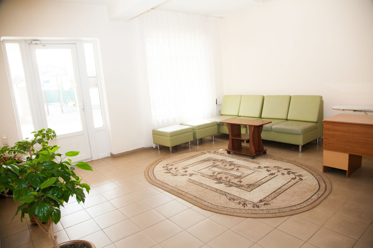 Others 5, Leto Guest House, Mayskiy