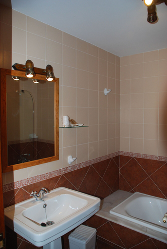 Bathroom 4, Hotel Rústico Casa Do Vento, A Coruña