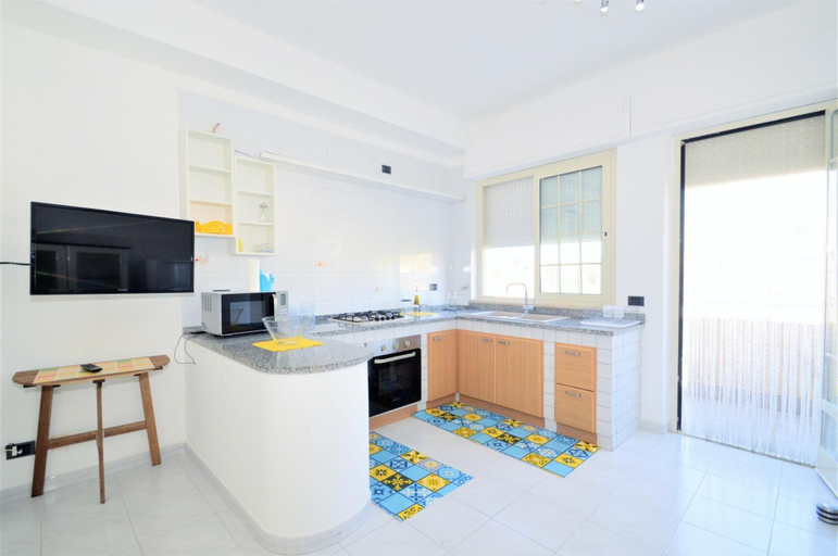 Others 2, Villa Sweet Dream con Piscina Privata Riscaldata, Trapani