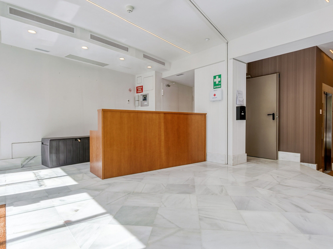 Others 5, Limehome Barcelona Carrer de Fontcoberta, Barcelona