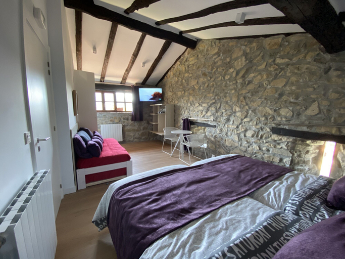 Bedroom 4, Casa Rural Martiamuno Landetxea, Guipúzcoa