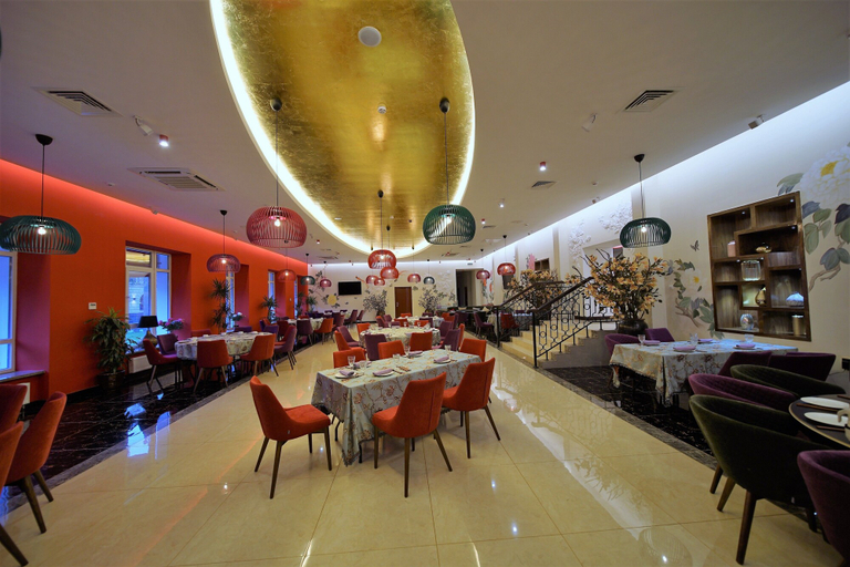 Food & Drinks 5, Nihao, Sankt-Peterburg gorsovet