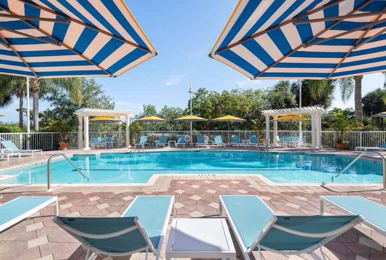 Sport & Beauty 2, DoubleTree Suites by Hilton Naples, Collier