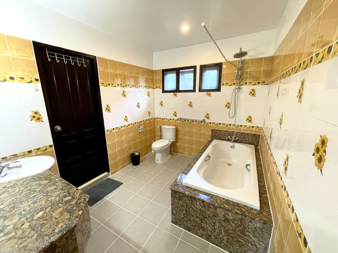 Bathroom 4, Marilyn’s Resort Koh Samui, Ko Samui