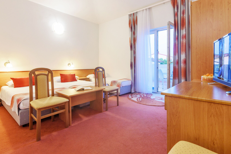 Bedroom 3, Villa Vicko, Starigrad