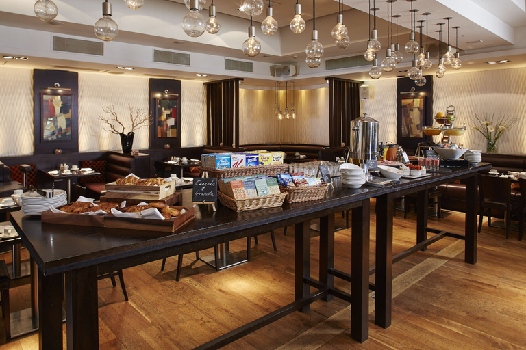 Food & Drinks 4, Mandolay Hotel Guildford, Surrey