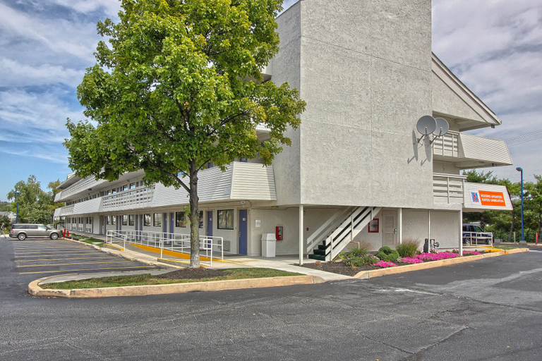 Exterior & Views 2, Motel 6 York, PA, York