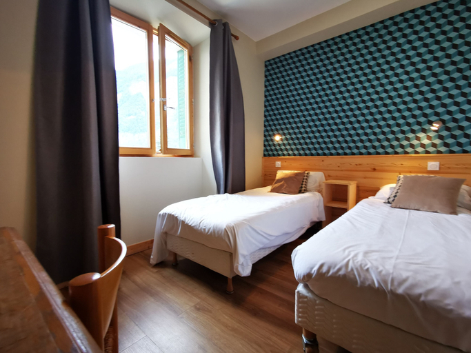 Bedroom 2, Hôtel de Milan, Isère