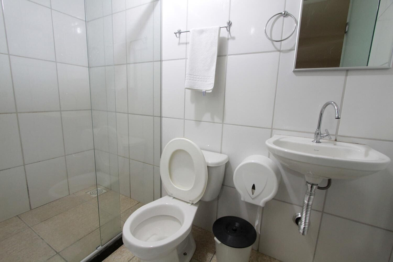 Bathroom 4, Hotel Pouso Alegre, Cariacica