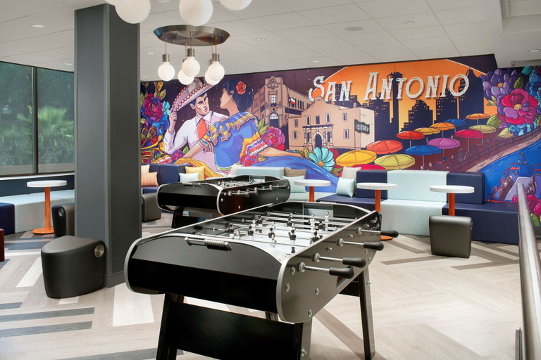 Food & Drinks 5, Tru By Hilton San Antonio Downtown Riverwalk, Bexar