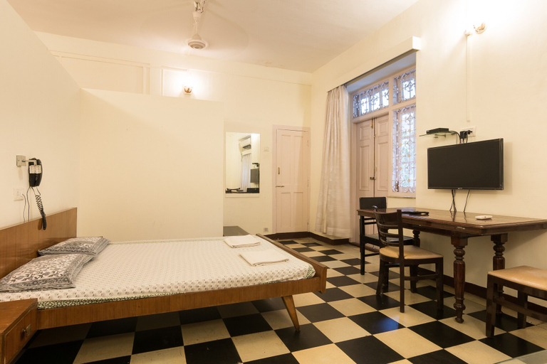 Bedroom 3, Bentleys Hotel Colaba, Mumbai City