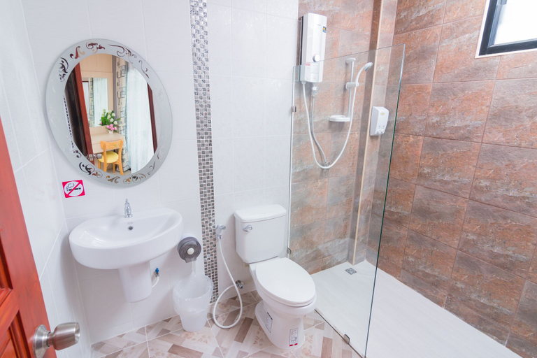 Bathroom 4, Samrong Garden Resort, Muang Udon Thani