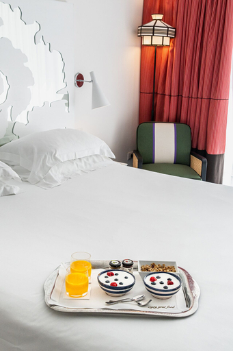 Bedroom 3, Savoy Hotel & Spa, Salerno