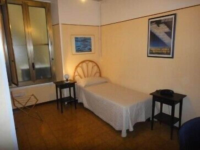 Bedroom 3, Hotel Touring, Rome