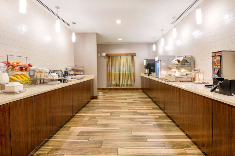 Food & Drinks 5, La Quinta Inn & Suites by Wyndham Durango, La Plata
