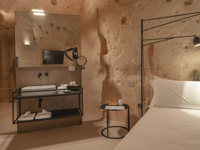 Bedroom 2, Palazzo Degli Abati, Matera