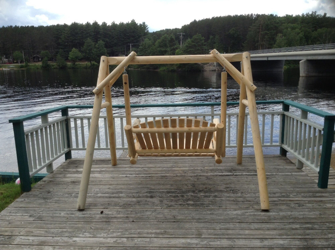 Others 5, Algonquin Lakeside Resort, Haliburton