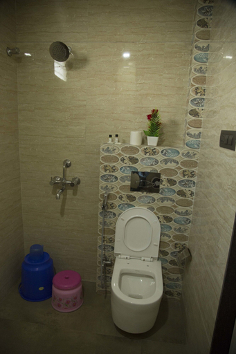 Bathroom 3, Hotel The Mewar, Udaipur
