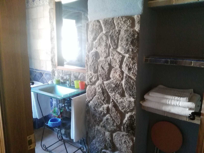 Bathroom 3, Casa Rural El Olivo, Cáceres