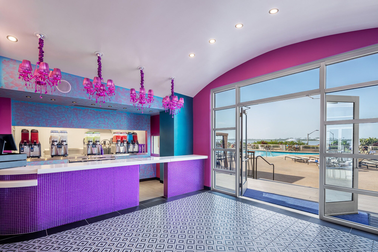 Food & Drinks 5, Harrah's Gulf Coast Hotel & Casino - A Caesars Rewards Destination, Harrison