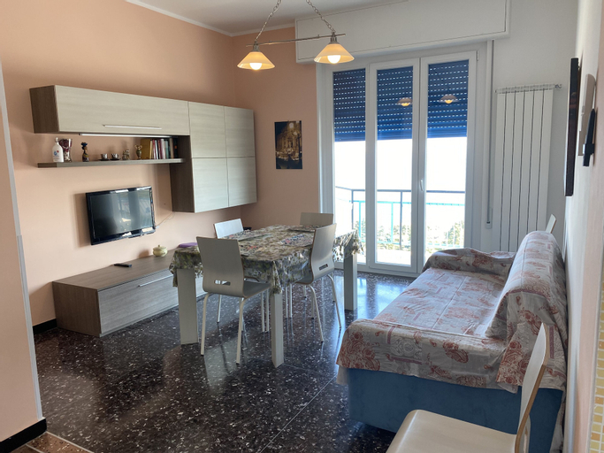 Others 5, Apartment Arcobaleno, Savona
