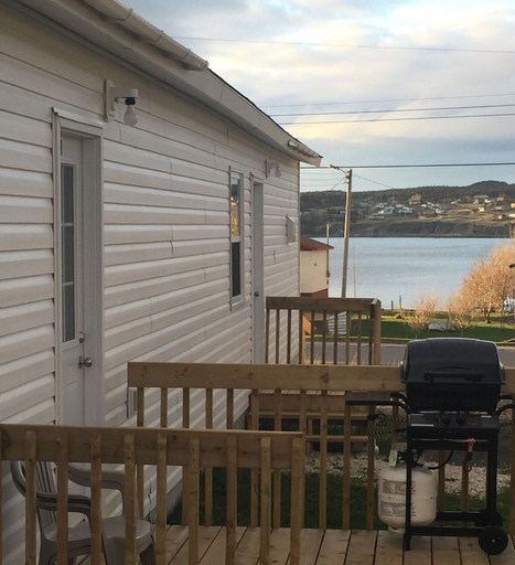 Others 5, Stay in Gros Morne, Division No. 9
