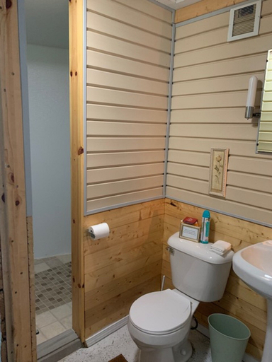 Bathroom 3, The Purple Martin Inn, Presque Isle