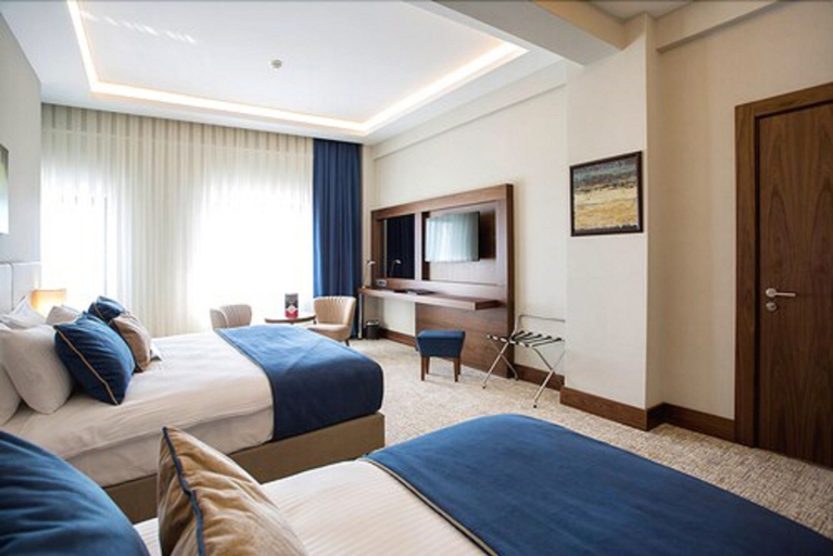 Bedroom 4, Ramada by Wyndham Yalova, Merkez