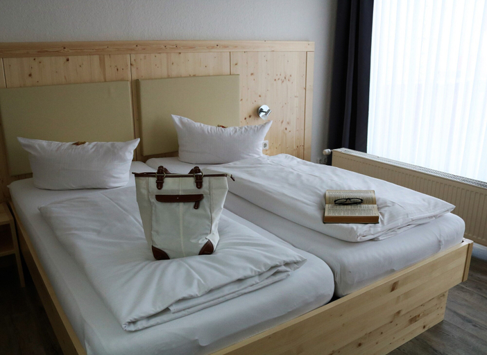 Bedroom 4, Regiohotel Germania Bad Harzburg, Goslar