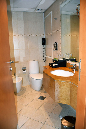 Bathroom 4, Tamani Marina Hotel and Hotel Apartments, Dubai