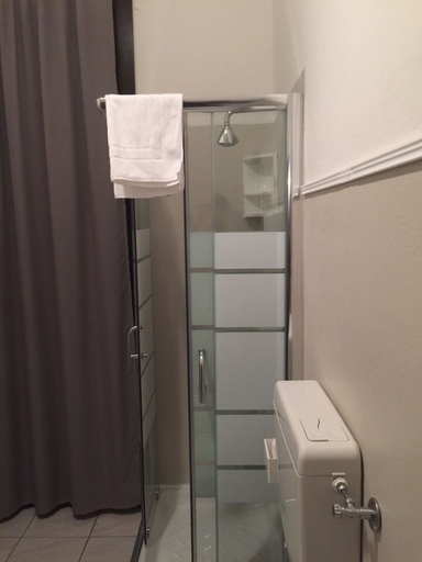 Bathroom, Low Cost Ferrara, Ferrara