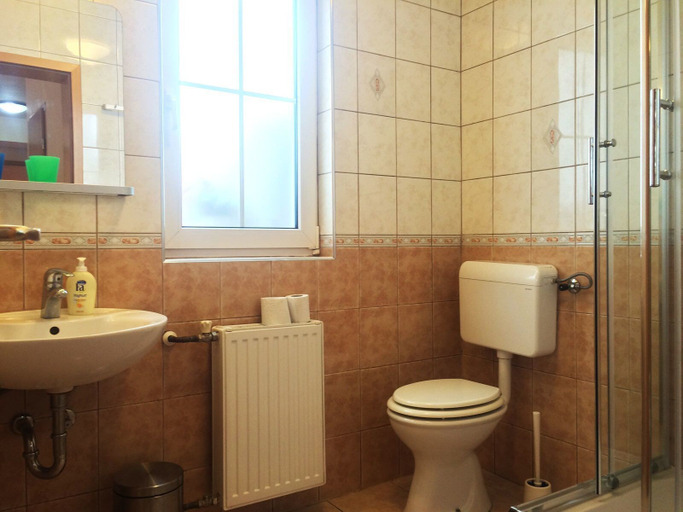 Bathroom, Apartments Bogdanovic, Maribor