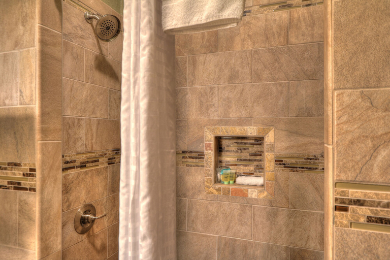 Bathroom 4, The Historic Gatlinburg Inn, Sevier