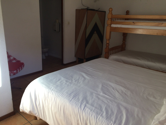 Bedroom 4, Le Tuc de l'Etang, Haute-Garonne