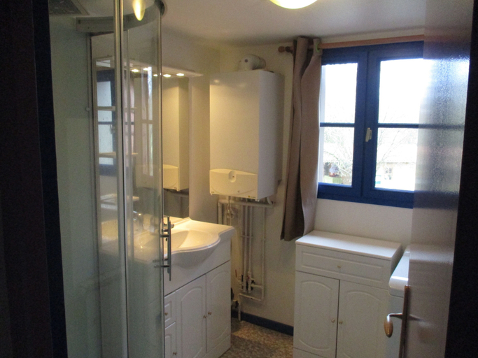 Bathroom 4, Camping La Chevauchée, Creuse