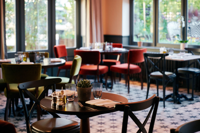 Food & Drinks 5, The Connaught Lodge, Poole